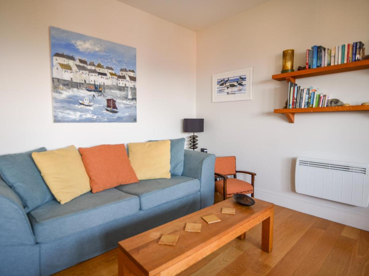 3 Coram Tower Apartment Lyme Regis Exterior photo
